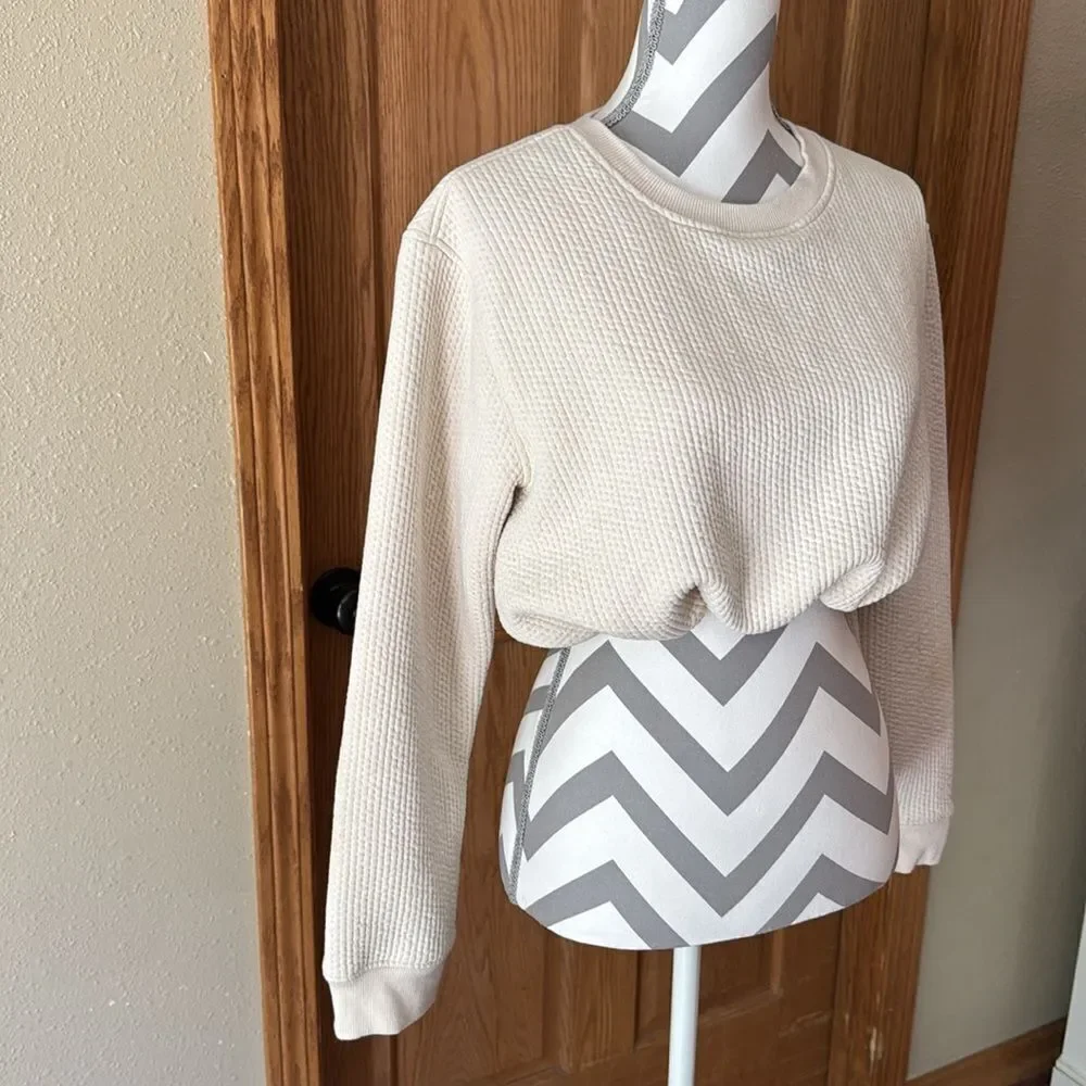 MONO B Tuck Under Crop Textured Crewneck Sweatshirt